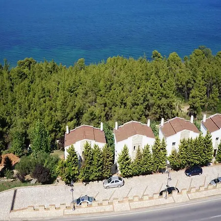 Paressa Villa